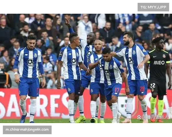 葡超焦点战:阿格霍瓦建功居尔绝杀助波尔图2比1逆转莫雷拉人