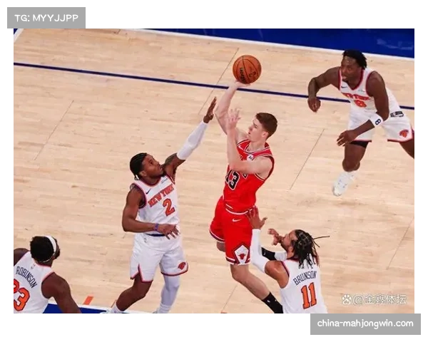 尼克斯主场大胜爵士 进攻端六人得分上双显团队篮球